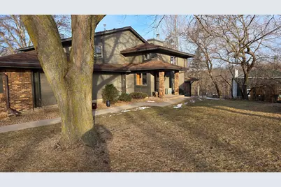 1245 19th Avenue NE, Rochester, MN 55906 - Photo 2