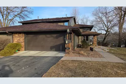 1245 19th Avenue NE, Rochester, MN 55906 - Photo 2