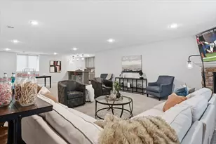 17908 Greenwich Wy, Lakeville, MN 55044 - Photo 34