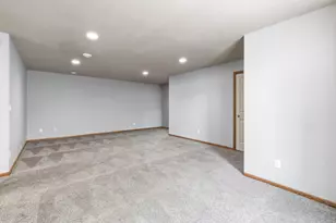 3418 Village Green Dr, Moorhead, MN 56560 - Photo 20