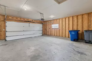 3418 Village Green Dr, Moorhead, MN 56560 - Photo 24