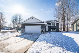 320 Bluebill St, Baldwin, WI 54002 - Photo 6