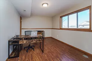 320 Bluebill St, Baldwin, WI 54002 - Photo 32