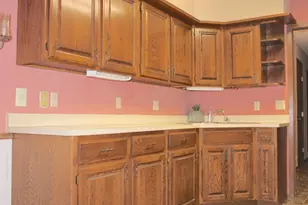 542 Graham St SW, Hutchinson, MN 55350 - Photo 8