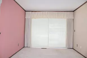 542 Graham St SW, Hutchinson, MN 55350 - Photo 8