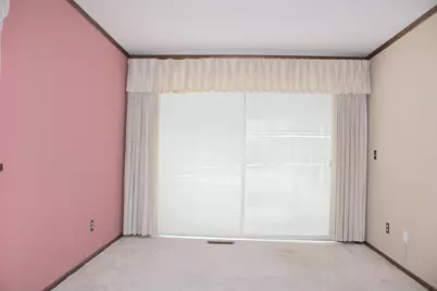 542 Graham Street SW, Hutchinson, MN 55350 - Photo 8