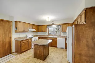 1016 4th St W, Hastings, MN 55033 - Photo 8