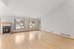1275 109th Ln NE, Blaine, MN 55434 - Photo 6