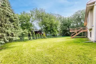 2018 Paulis Dr, Faribault, MN 55021 - Photo 38