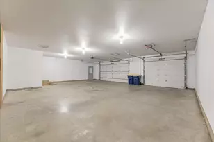 2018 Paulis Dr, Faribault, MN 55021 - Photo 34