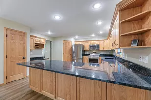2018 Paulis Dr, Faribault, MN 55021 - Photo 8