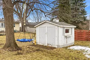 2082 Diffley Rd, Eagan, MN 55122 - Photo 8