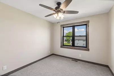 453 Coyote Way, New Richmond, WI 54017 - Photo 22