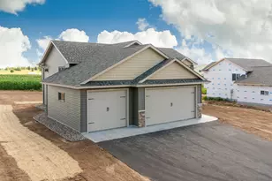 453 Coyote Way, New Richmond, WI 54017 - Photo 34