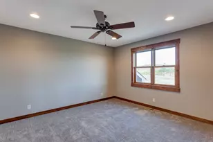 453 Coyote Way, New Richmond, WI 54017 - Photo 18