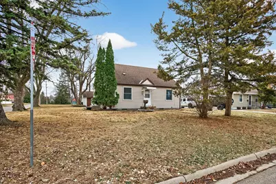 4701 Hampshire Avenue N, Crystal, MN 55428 - Photo 1