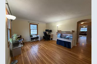 4701 Hampshire Avenue N, Crystal, MN 55428 - Photo 2