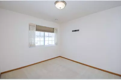 845 12th Avenue W, West Fargo, ND 58078 - Photo 20