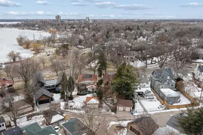 2205 Kenwood Parkway, Minneapolis, MN 55405 - Photo 32