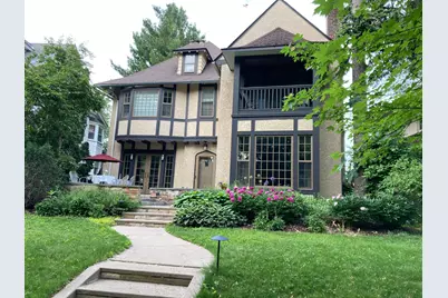 2205 Kenwood Parkway, Minneapolis, MN 55405 - Photo 2