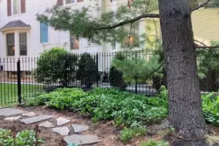 2205 Kenwood Pkwy, Minneapolis, MN 55405 - Photo 36