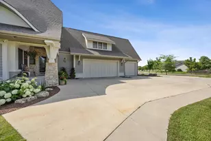 2508 Rose Creek Pkwy S, Fargo, ND 58104 - Photo 50