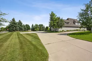 2508 Rose Creek Pkwy S, Fargo, ND 58104 - Photo 52