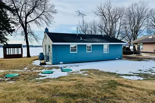 16965 Dickenson Ln, Waterville, MN 56096 - Photo 2