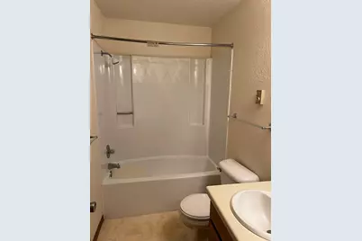 221 Grand Avenue W #104, South Saint Paul, MN 55075 - Photo 8