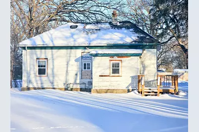 111 Markley Avenue S, Thief River Falls, MN 56701 - Photo 4