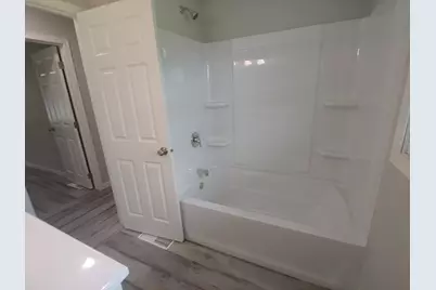 100 2nd Street NE, Hallock, MN 56728 - Photo 10