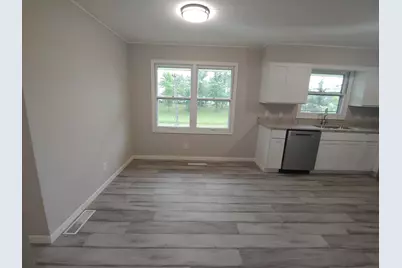 100 2nd Street NE, Hallock, MN 56728 - Photo 2