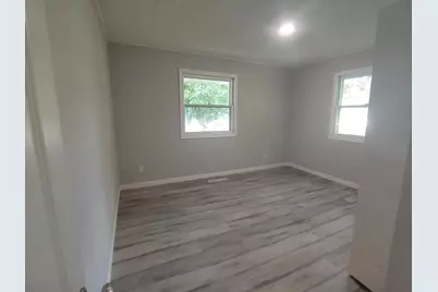 100 2nd Street NE, Hallock, MN 56728 - Photo 6