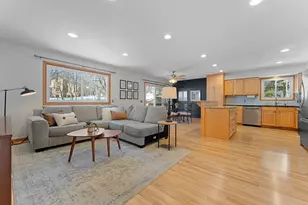 4826 W 140th St, Savage, MN 55378 - Photo 8