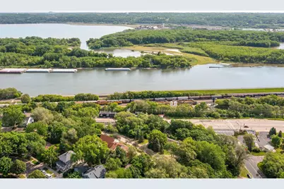 138 Dwane Street, South Saint Paul, MN 55075 - Photo 2