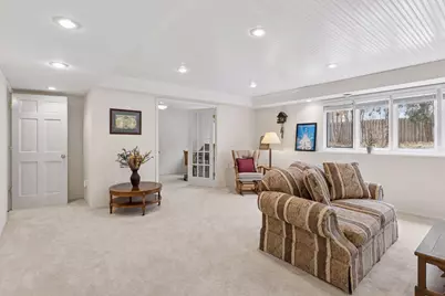 138 White Oaks Lane, Vadnais Heights, MN 55127 - Photo 16