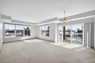 1900 Rush Lake Trl, New Brighton, MN 55112 - Photo 4