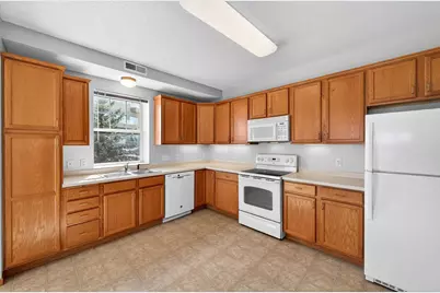 1900 Rush Lake Trail #232, New Brighton, MN 55112 - Photo 6