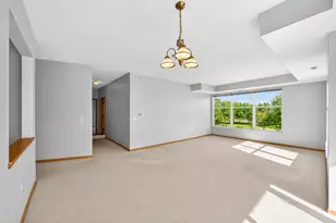 1900 Rush Lake Trl, New Brighton, MN 55112 - Photo 8