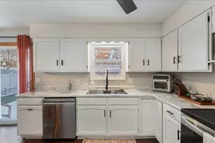 1707 10th Ave SE, Saint Cloud, MN 56304 - Photo 4