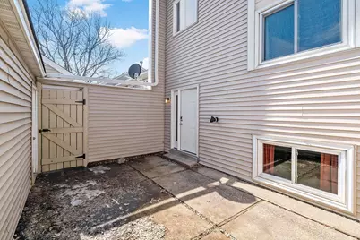 7677 Whitney Drive, Apple Valley, MN 55124 - Photo 32