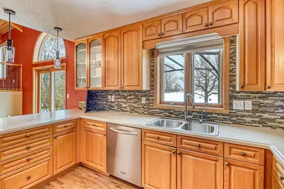 4562 50th Street S, Moorhead, MN 56560 - Photo 8