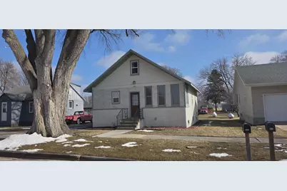 880 Pine Street, Wabasso, MN 56293 - Photo 1