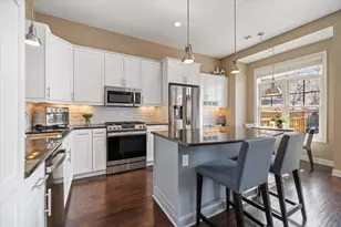 708 Linden St, Mendota Heights, MN 55118 - Photo 10