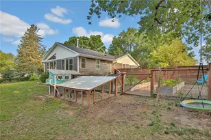 2401 Jones Pl W, Bloomington, MN 55431 - Photo 36