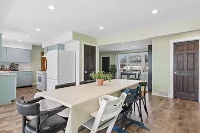 2401 Jones Place W, Bloomington, MN 55431 - Photo 6