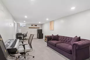 2401 Jones Pl W, Bloomington, MN 55431 - Photo 24