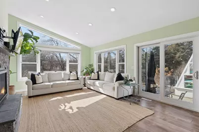 2401 Jones Place W, Bloomington, MN 55431 - Photo 2