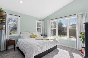 2401 Jones Pl W, Bloomington, MN 55431 - Photo 12