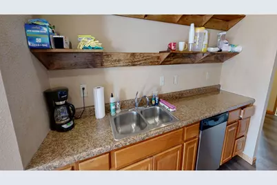 539 Pacific Avenue SW, Willmar, MN 56201 - Photo 8